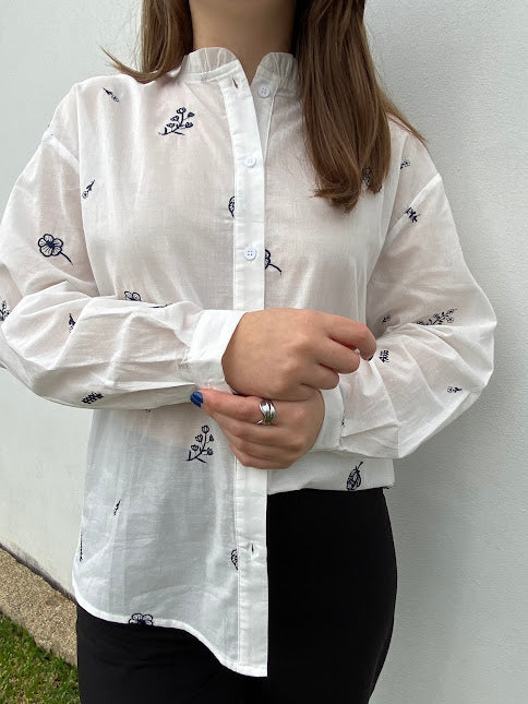 Camisa Bordada