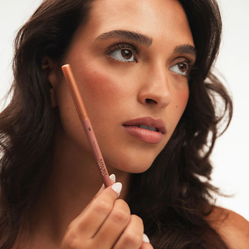 Lápis de lábios Aura by Helena Coelho 8:44