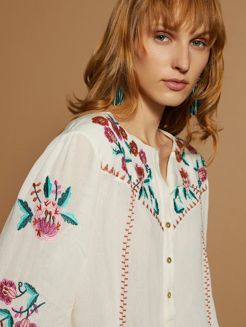Blusa Bordada