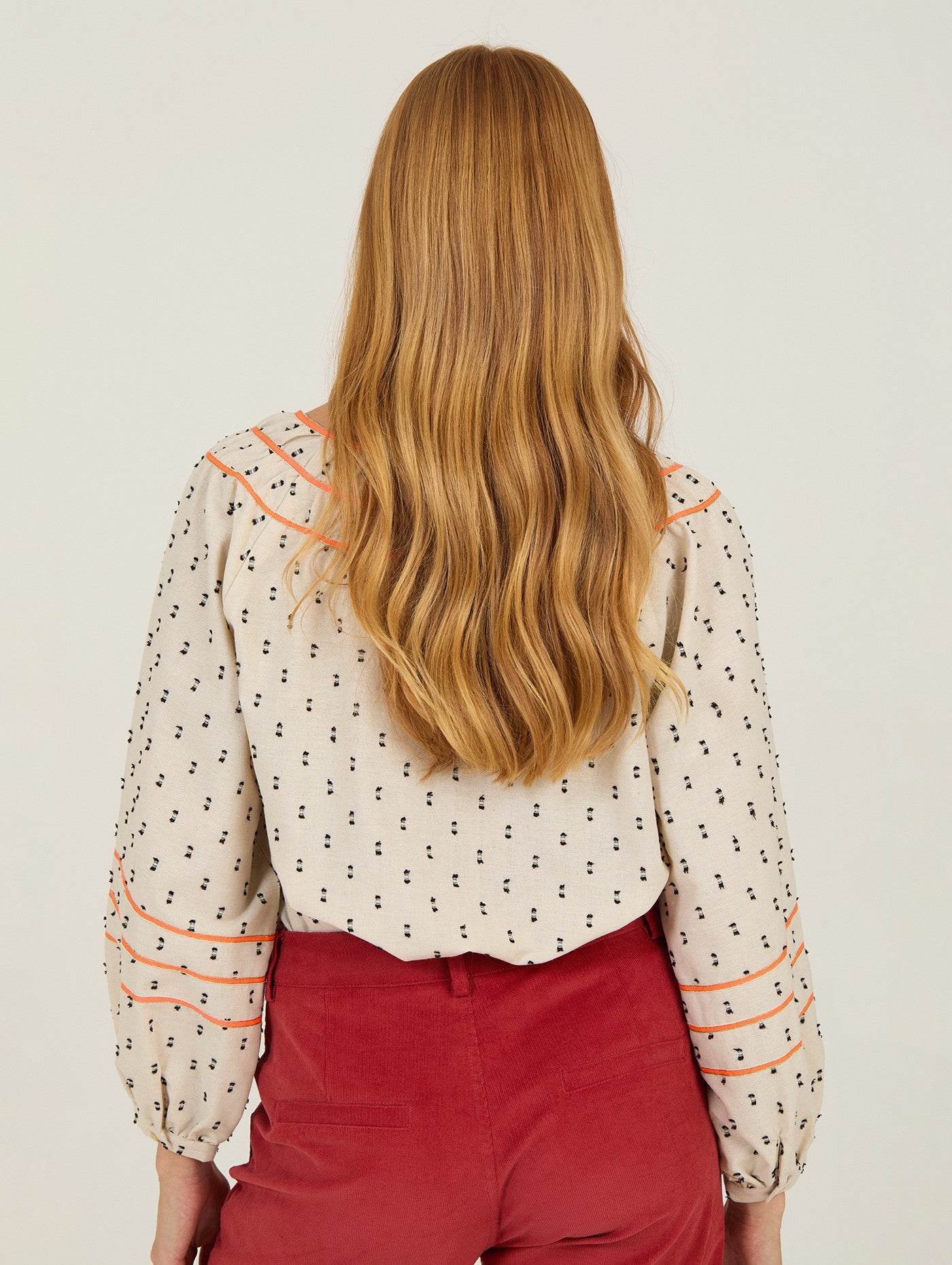 Blusa Plumetis Com Fitas