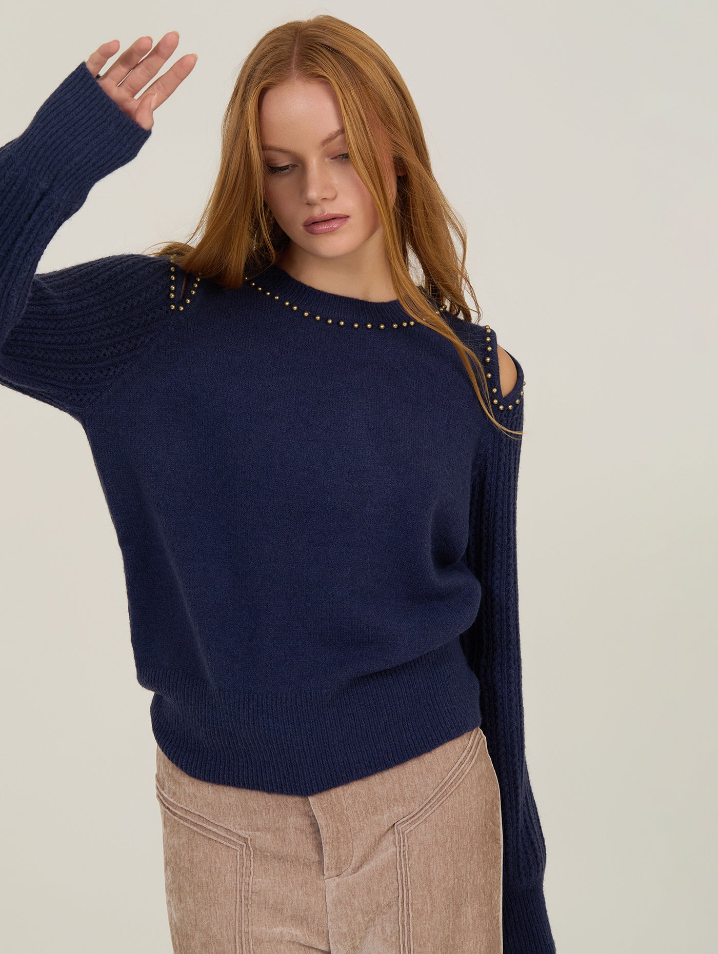 Camisola Com Contas Douradas