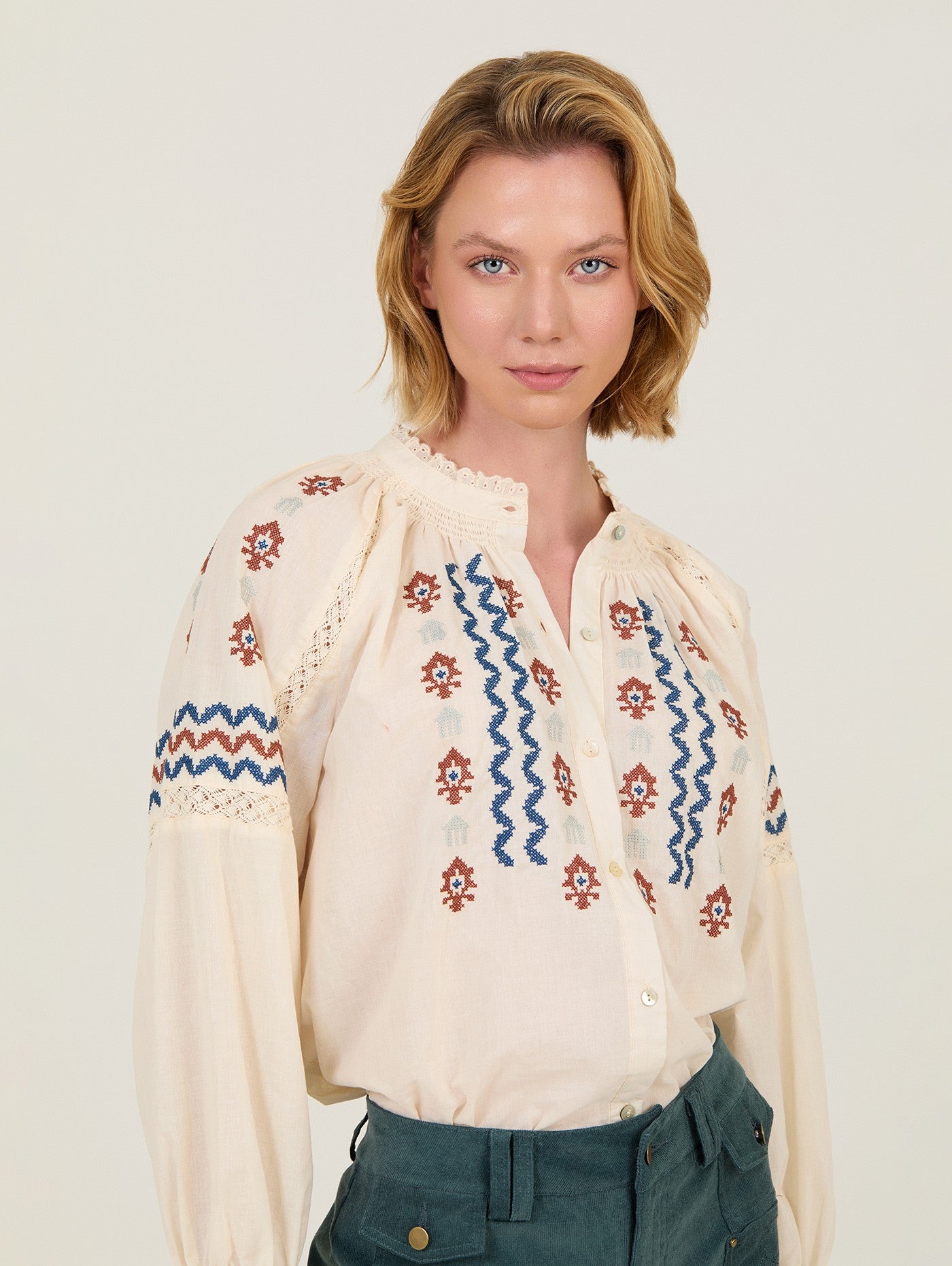 Blusa De Algodão Bordada