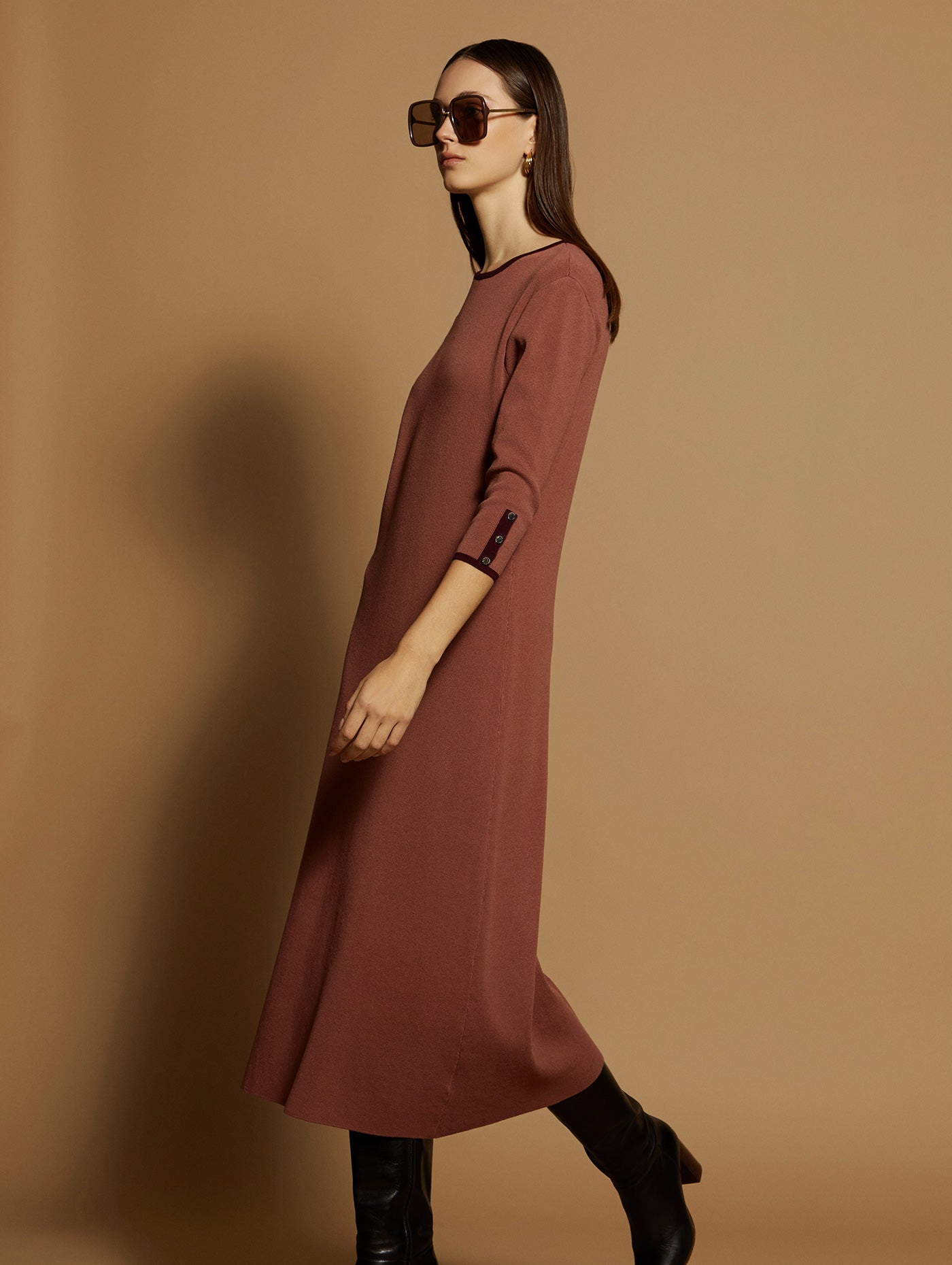 Vestido Con Escote
