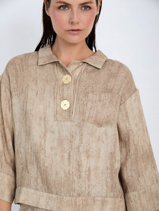 Blusa Com Botões Dourados