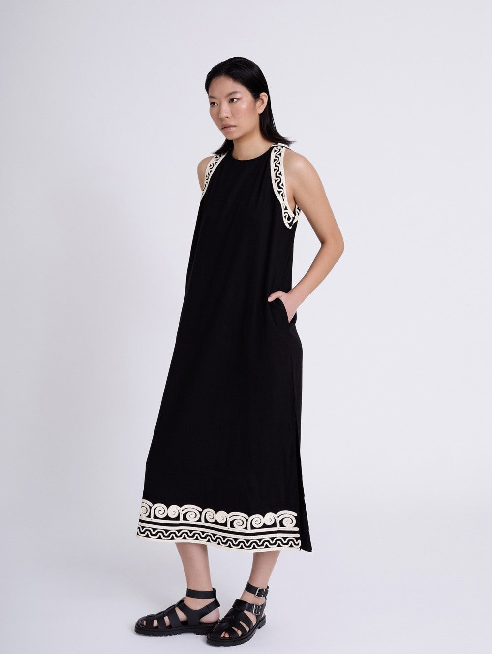 Vestido Bordado